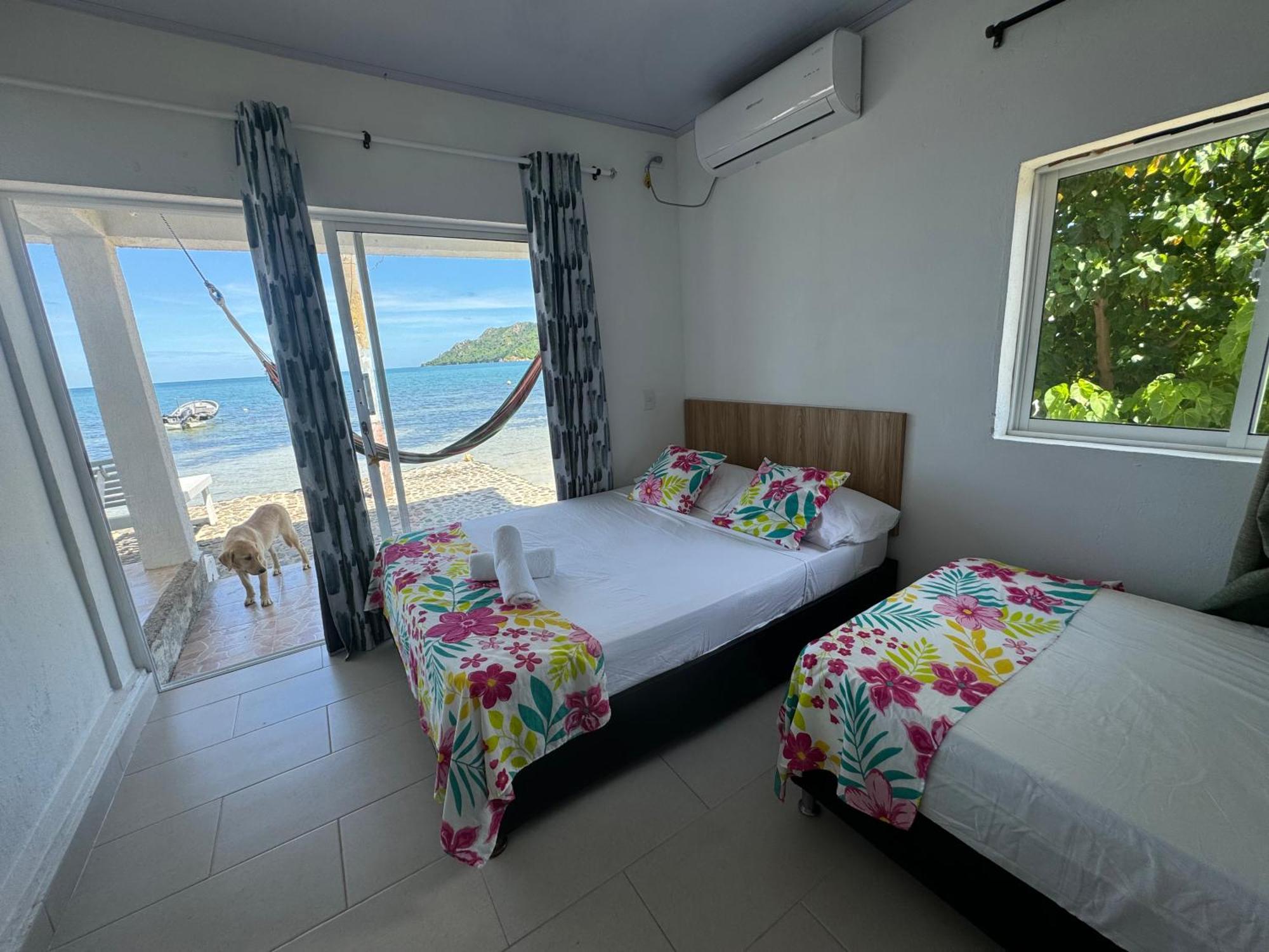 Posada Old Town Bay Providencia  Екстериор снимка